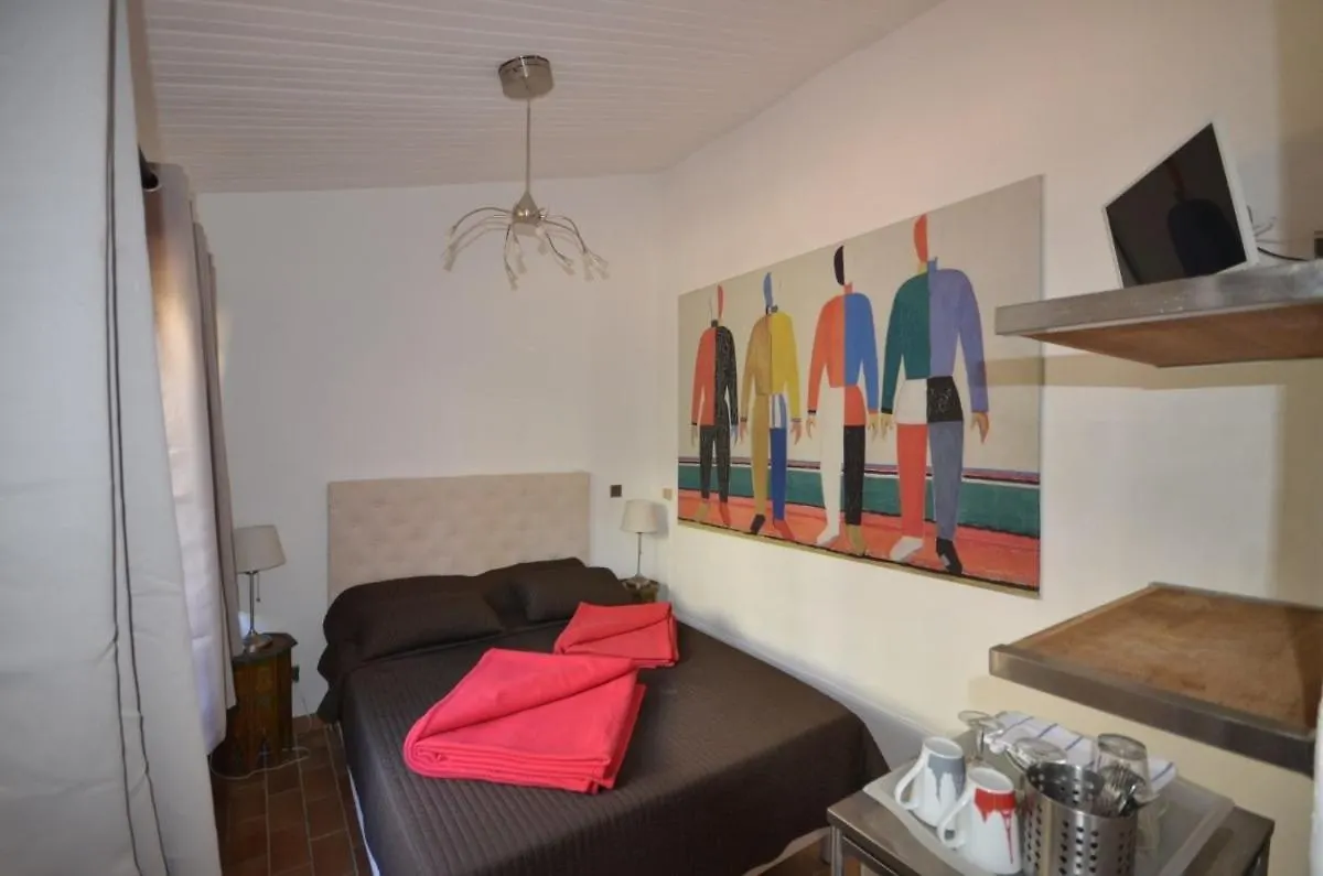 Le Clos Des Galejades Porquerolles Aparthotel