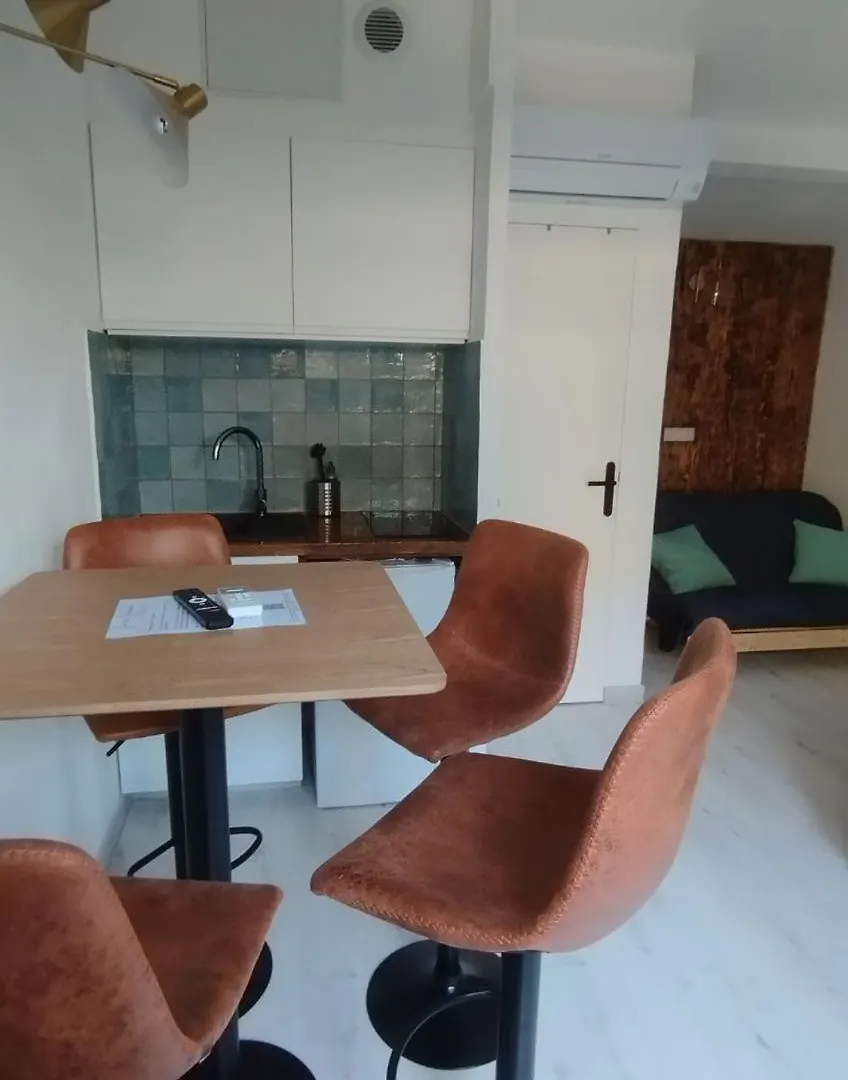 Le Clos Des Galejades Porquerolles Aparthotel